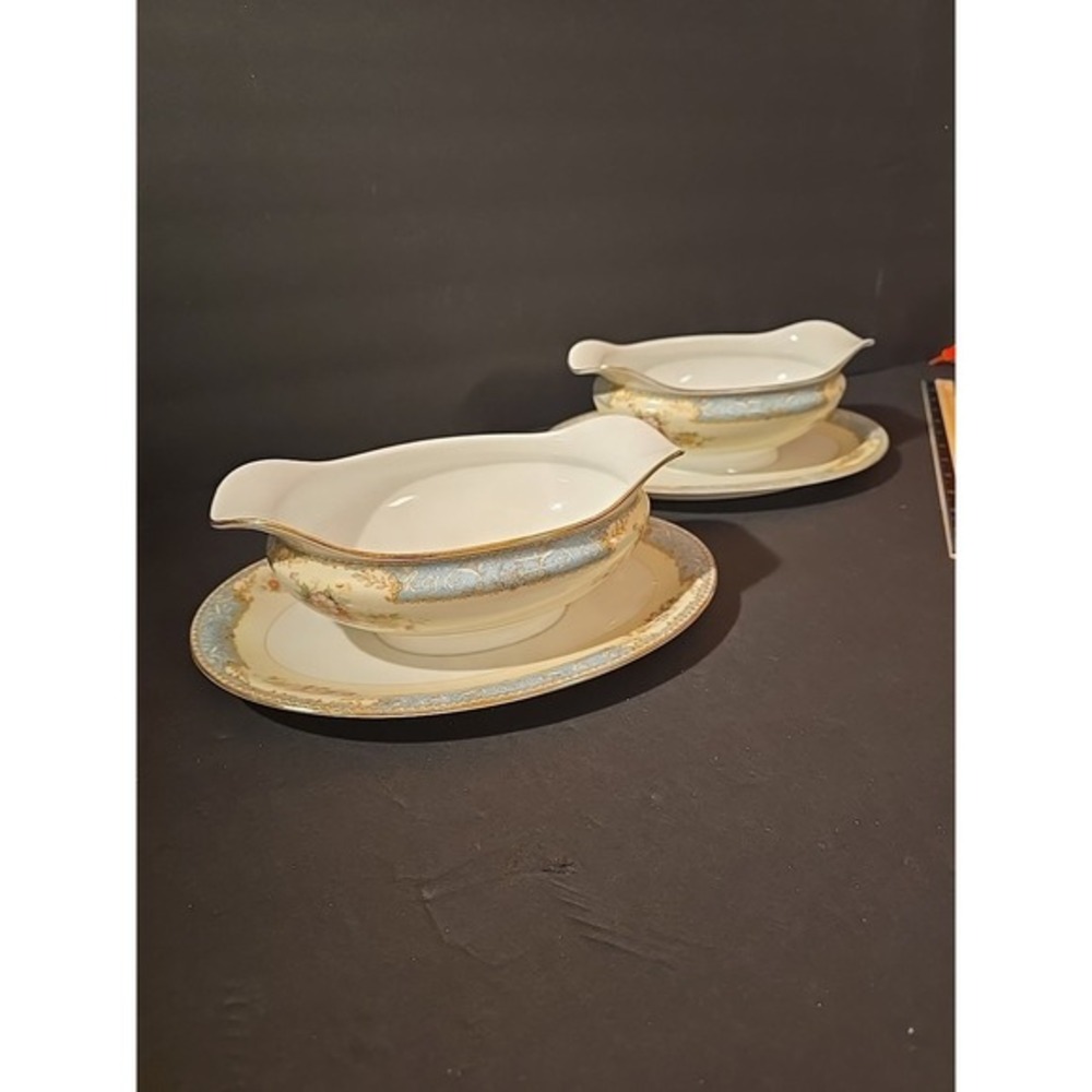 Set of 2, Noritake  China Vintage Gravy‎ Boat On Plate,Japan Excellent Condition